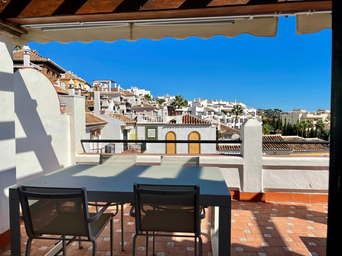 Semidetached Duplex Home At Puebla Aida, Mijas Golf With Pool, Golf And Sea Views Málaga Esterno foto