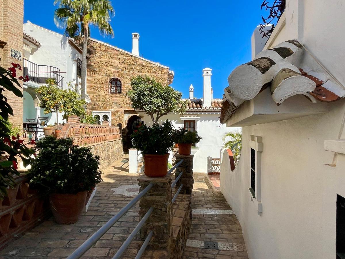 Semidetached Duplex Home At Puebla Aida, Mijas Golf With Pool, Golf And Sea Views Málaga Esterno foto