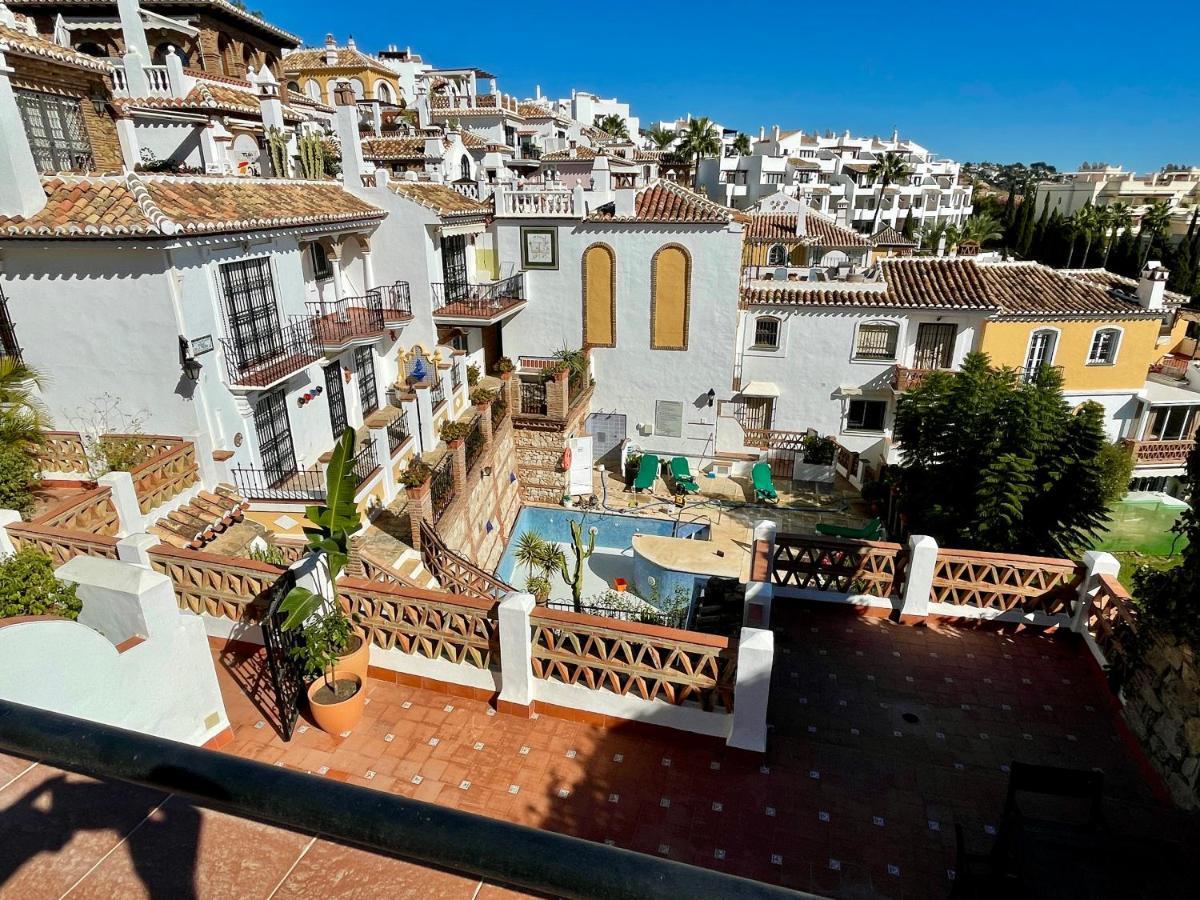 Semidetached Duplex Home At Puebla Aida, Mijas Golf With Pool, Golf And Sea Views Málaga Esterno foto